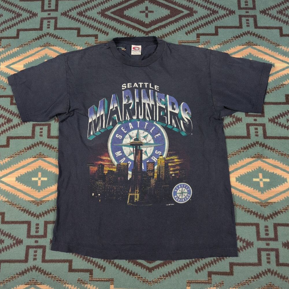 Vintage 2001 Seattle Mariners T Shirt Large MLB Skyline Navy Blue Distressed